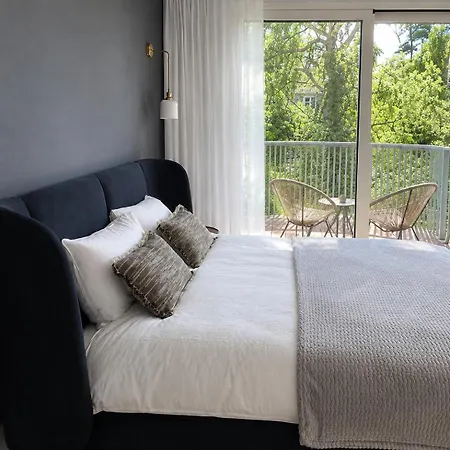 D10 By 2 Bedrooms Διαμέρισμα *
