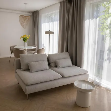 D10 By 2 Bedrooms
